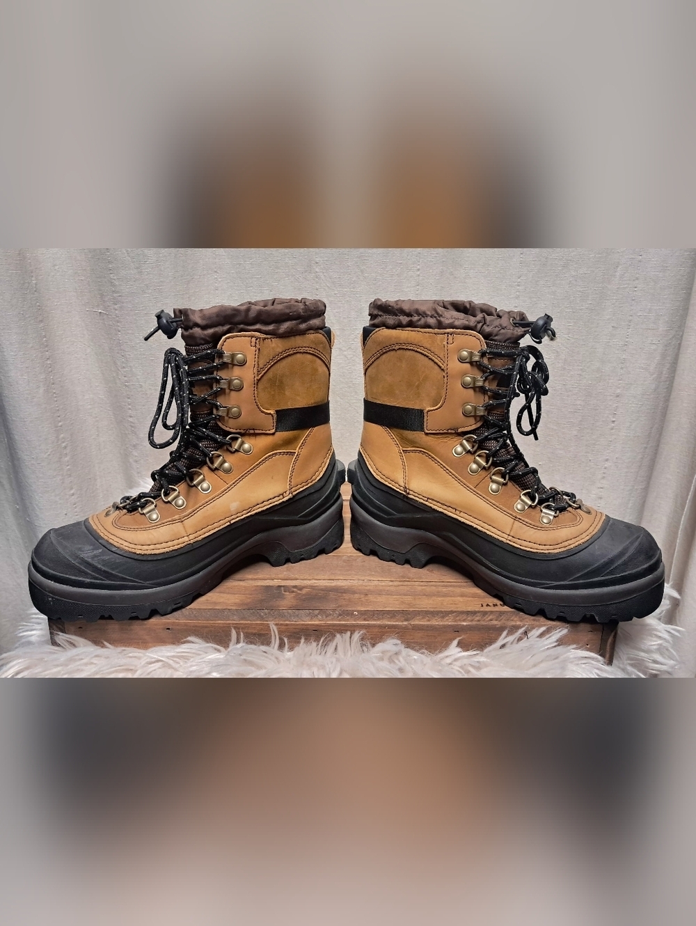 Sorel Conquest Insulated Waterproof Winter Boots Size 8